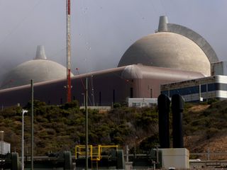 thumbnail - IA, Nuclear
